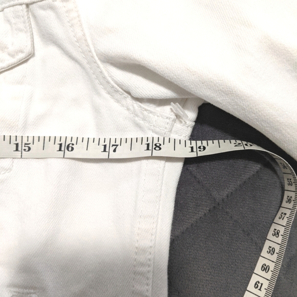 Lucky Brand The Tomboy Trucker Women's Jacket. - Picture 3 of 9